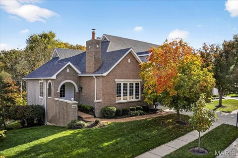 $874,500 | 1991 Chesterfield Ridge Circle, Chesterfield, MO 63017