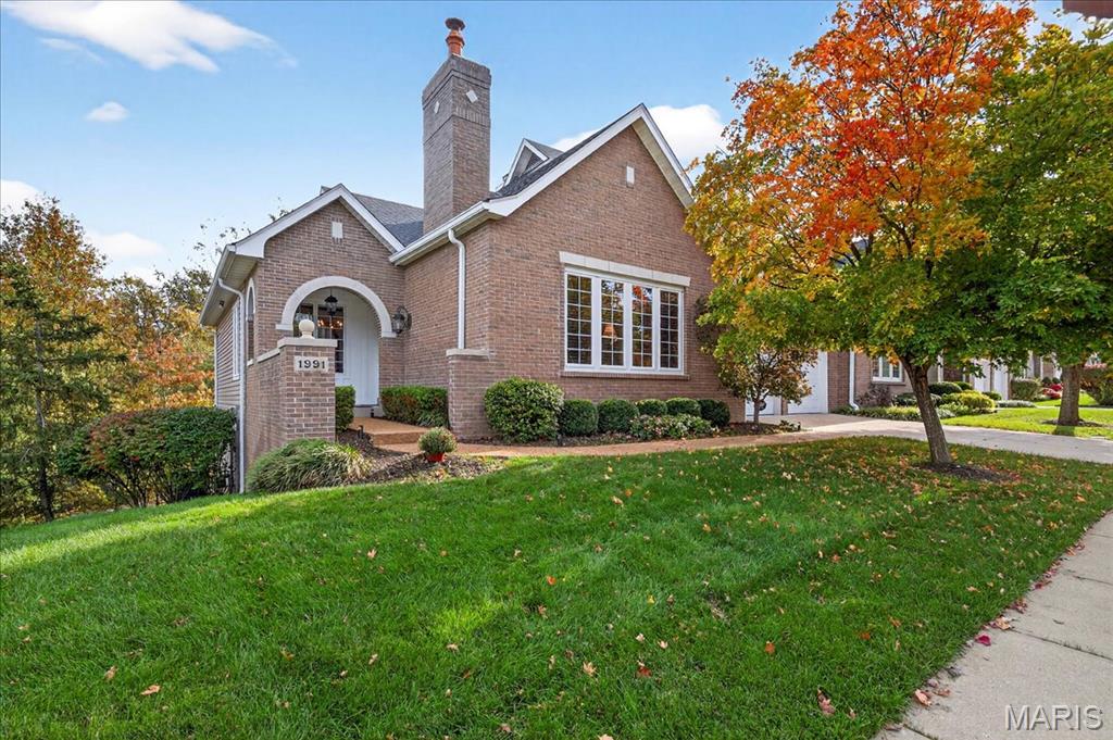 1991 Chesterfield Ridge Circle Chesterfield, MO 63017 - Photo 2 of 43