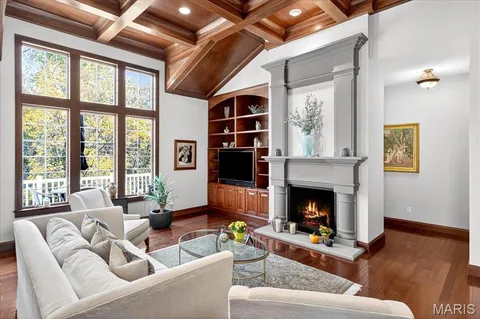 $874,500 | 1991 Chesterfield Ridge Circle, Chesterfield, MO 63017