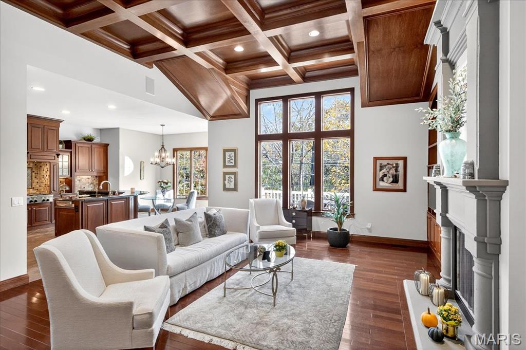 1991 Chesterfield Ridge Circle Chesterfield, MO 63017 - Photo 24 of 43