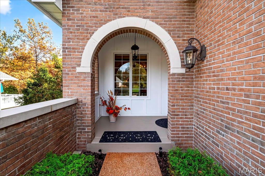 1991 Chesterfield Ridge Circle Chesterfield, MO 63017 - Photo 5 of 43