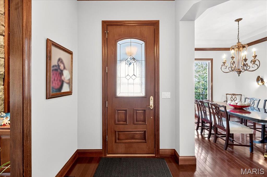 1991 Chesterfield Ridge Circle Chesterfield, MO 63017 - Photo 6 of 43