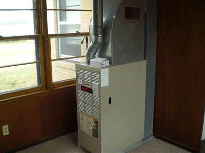 9930 Frost Road Saginaw, MI 48609 - Photo 3 of 11 20138679-2.JPG