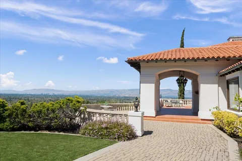 $6,998,888 | 5770 Harwood Lane, San Jose, CA 95124