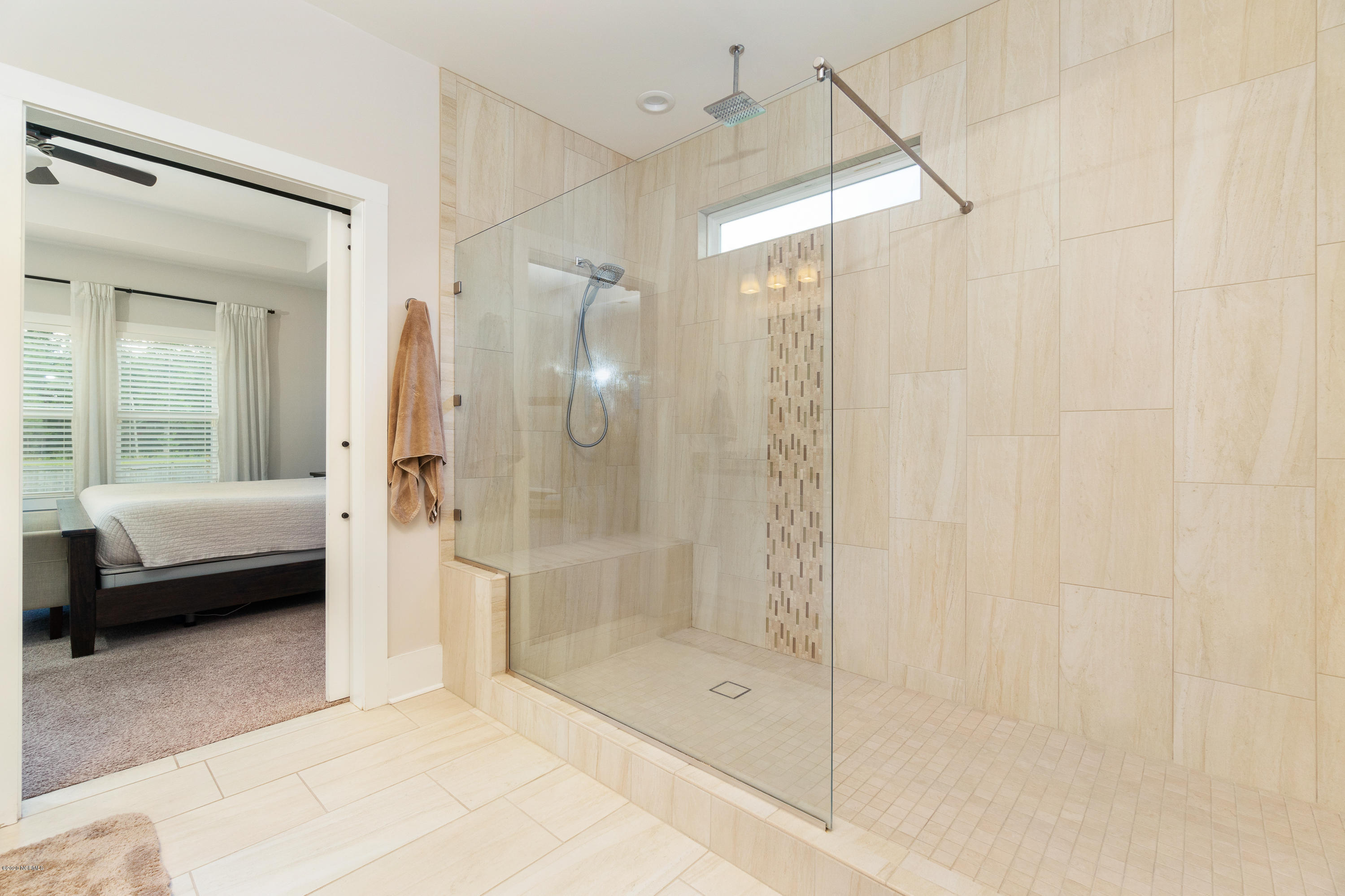 1723 Olde Farm Road Morehead City, NC 28557 - Photo 23 of 44 Master Bath