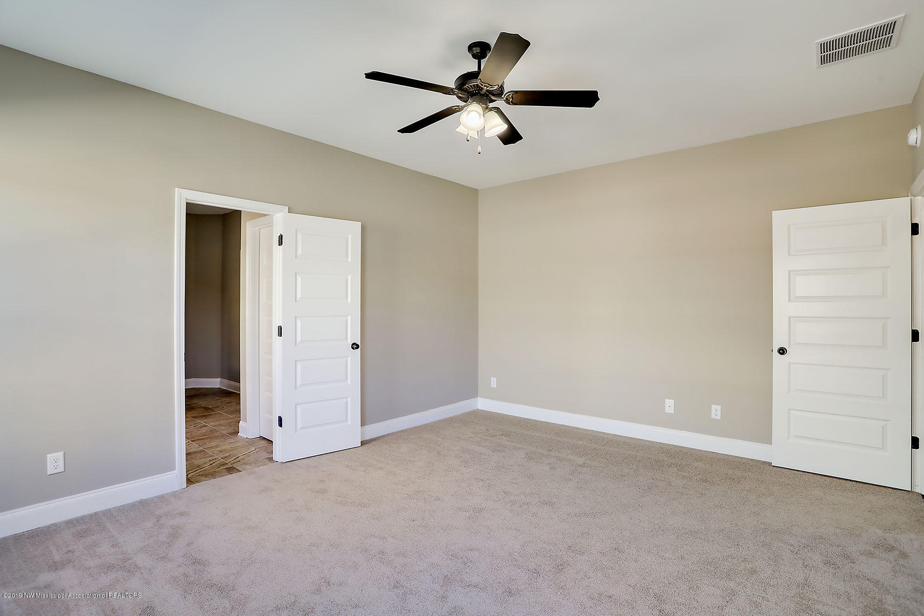 940 Coahoma Court Nesbit, MS 38651 - Photo 13 of 28 Master