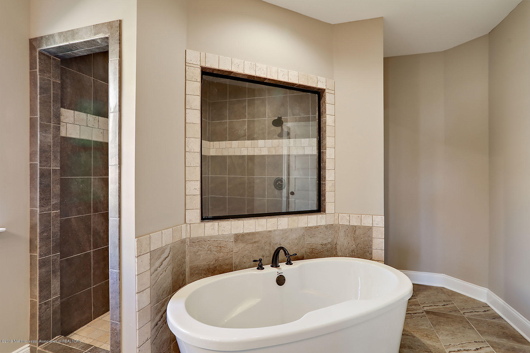 940 Coahoma Court Nesbit, MS 38651 - Photo 16 of 28 Walk through