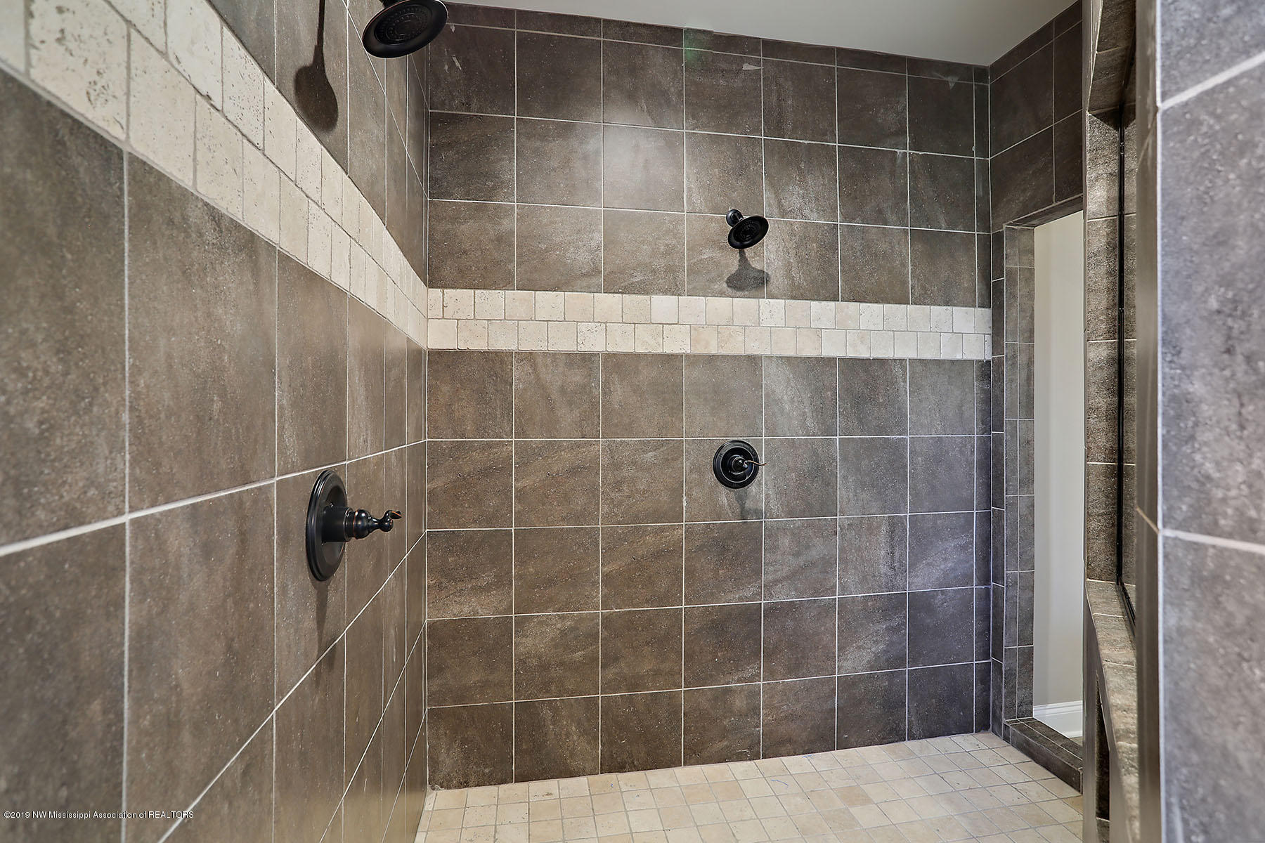 940 Coahoma Court Nesbit, MS 38651 - Photo 17 of 28 Tiled