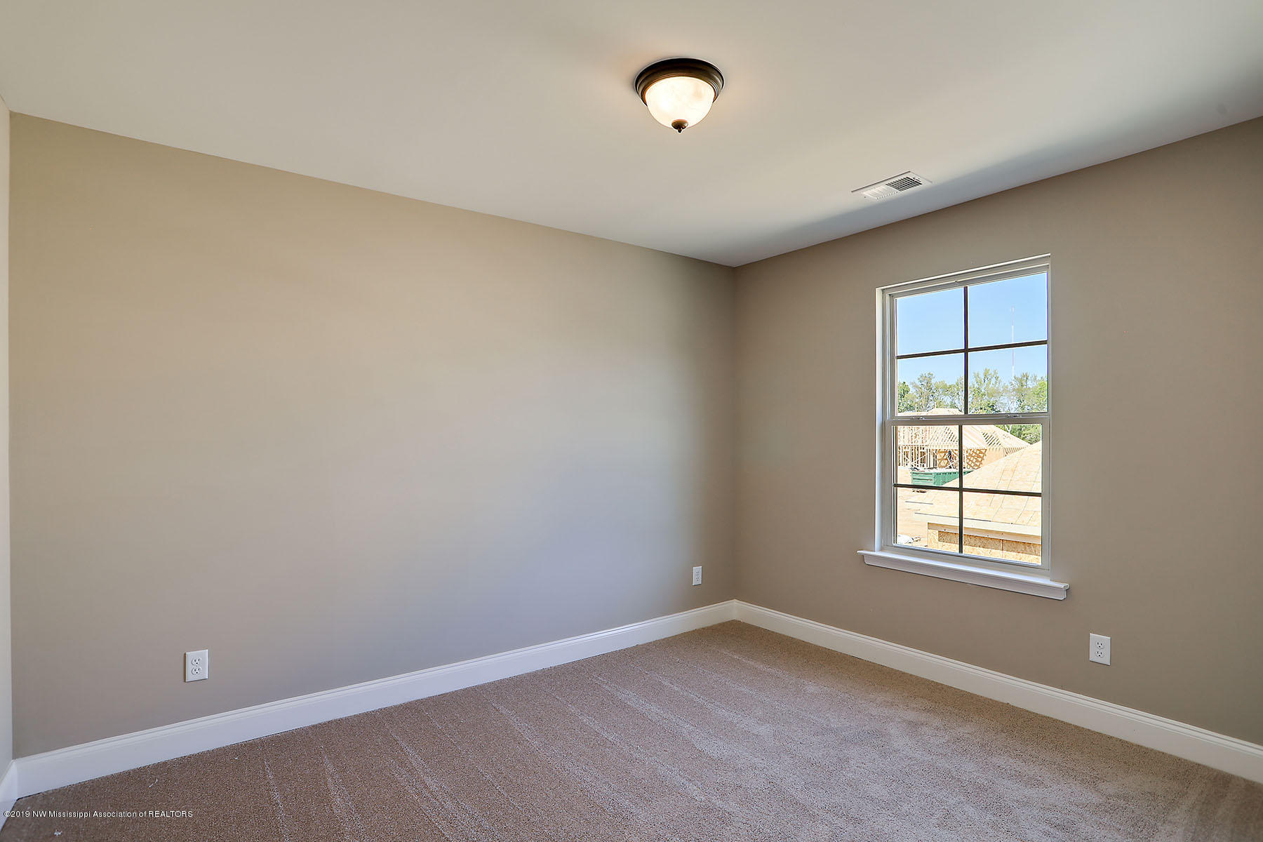 940 Coahoma Court Nesbit, MS 38651 - Photo 22 of 28 3rd BR upstairs