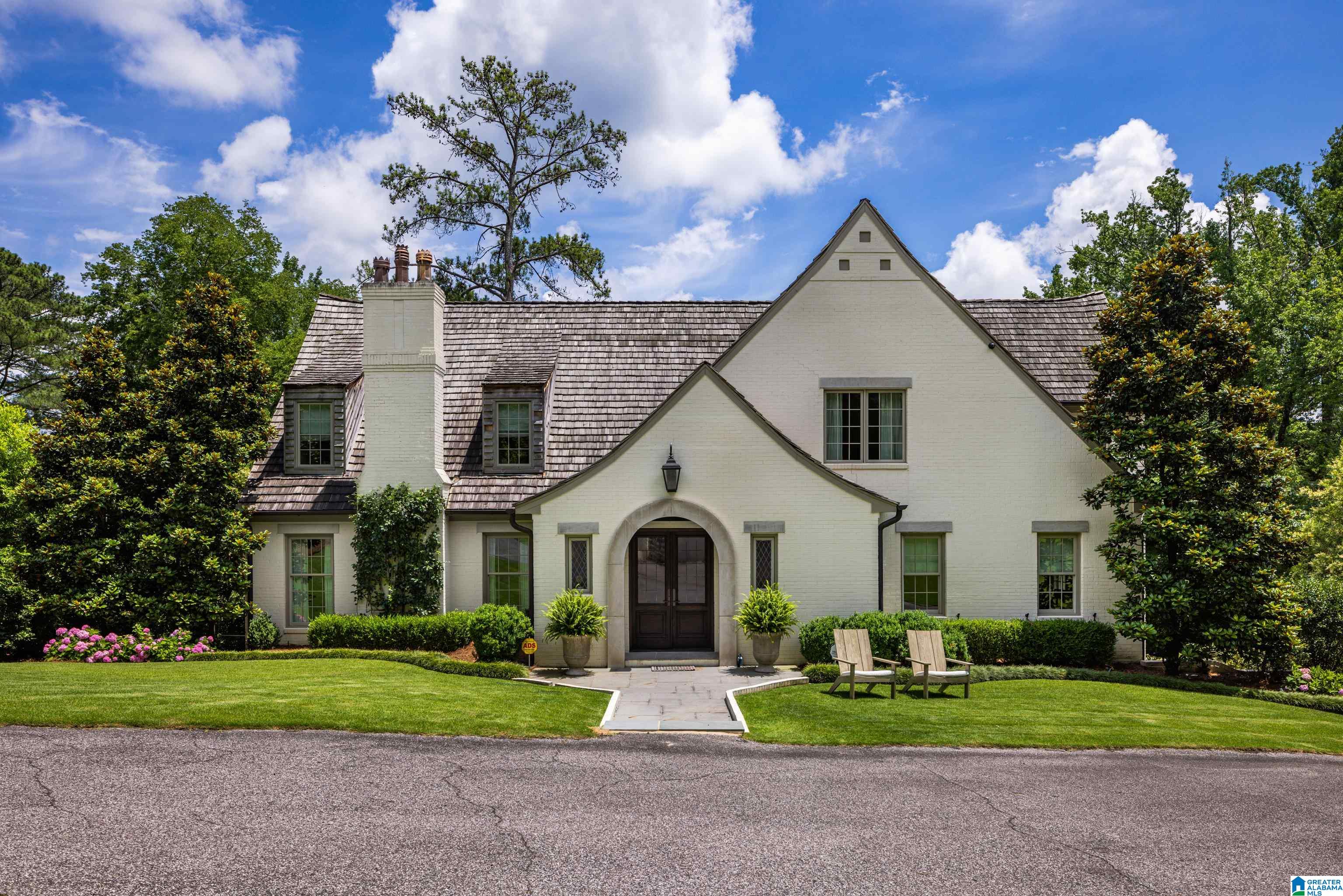 3405 East Briarcliff Road Birmingham, AL 35223 - Photo 1 of 78