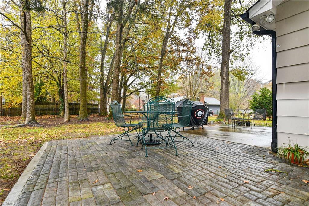 2803 Applegate Road Greensboro, NC 27455 - Photo 22 of 25 Gallery Image 22