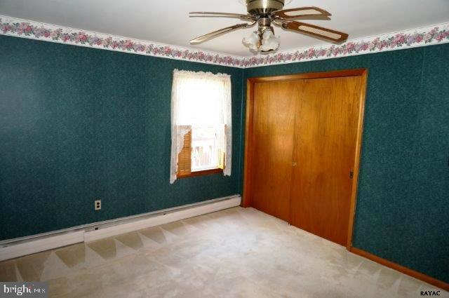 5875 Ambau Road Spring Grove, PA 17362 - Photo 14 of 24