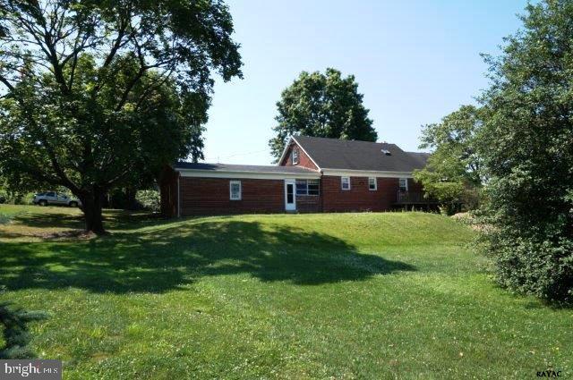 5875 Ambau Road Spring Grove, PA 17362 - Photo 5 of 24