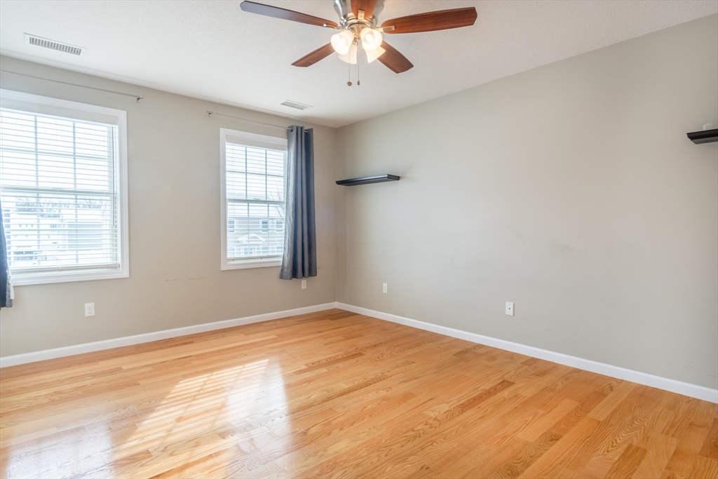 36 Wells Street Springfield, MA 01104 - Photo 12 of 24 Gallery Image 12