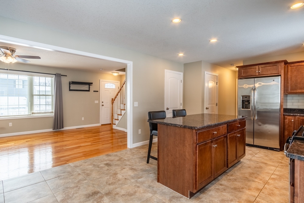 36 Wells Street Springfield, MA 01104 - Photo 7 of 24 Gallery Image 7