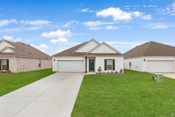 $265,000 | 12822 Sweetleaf Avenue, Denham Springs, LA 70726