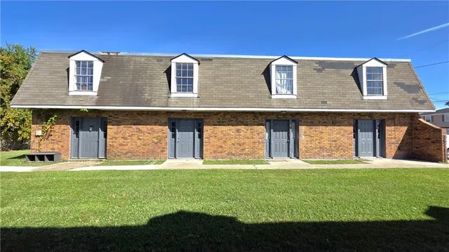 $650,000 | 201-203 Omega Street, Belle Chasse, LA 70037