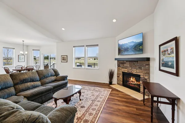 $899,900 | 2725 Wayfair Street, Fitchburg, WI 53711