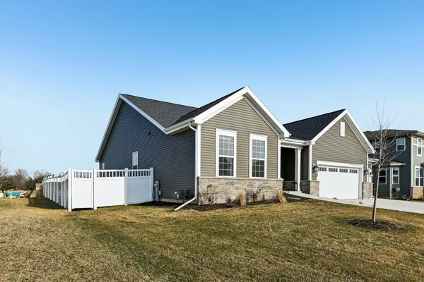 $899,900 | 2725 Wayfair Street, Fitchburg, WI 53711