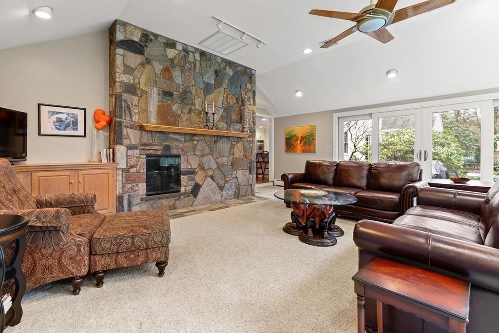 82 Sears Road Wayland, MA 01778 - Photo 8 of 24