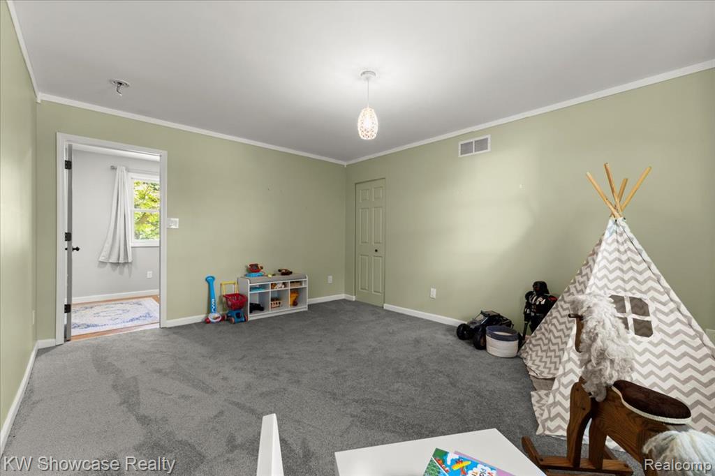 5971 Farley Road Clarkston, MI 48346 - Photo 27 of 55