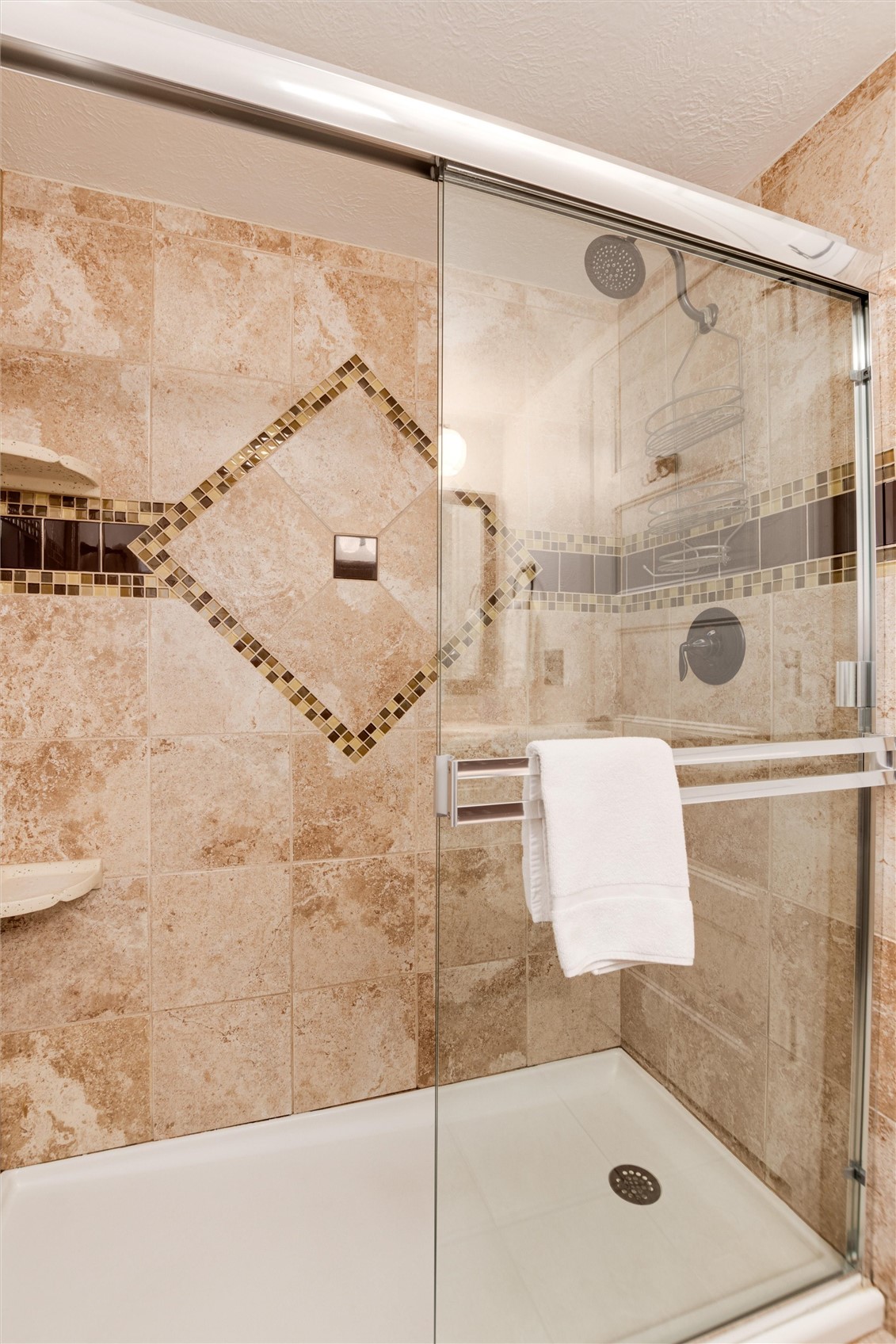 465 4 O Clock Road, Unit W1 Breckenridge, CO 80424 - Photo 18 of 34 The bathroom features refurbished tile.