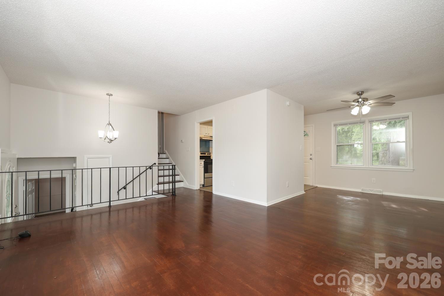 5001 Springview Road Charlotte, NC 28213 - Photo 5 of 30