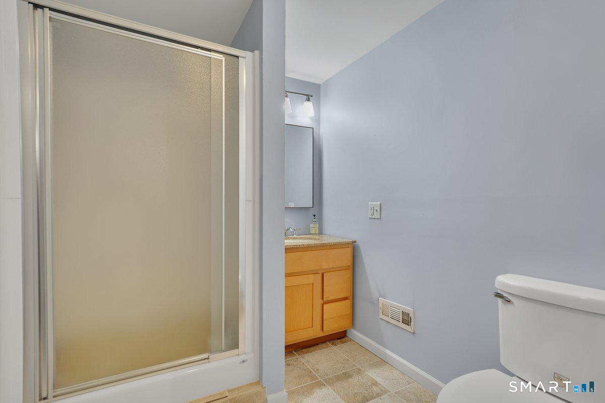 95 Higgins Road Cheshire, CT 06410 - Photo 31 of 40