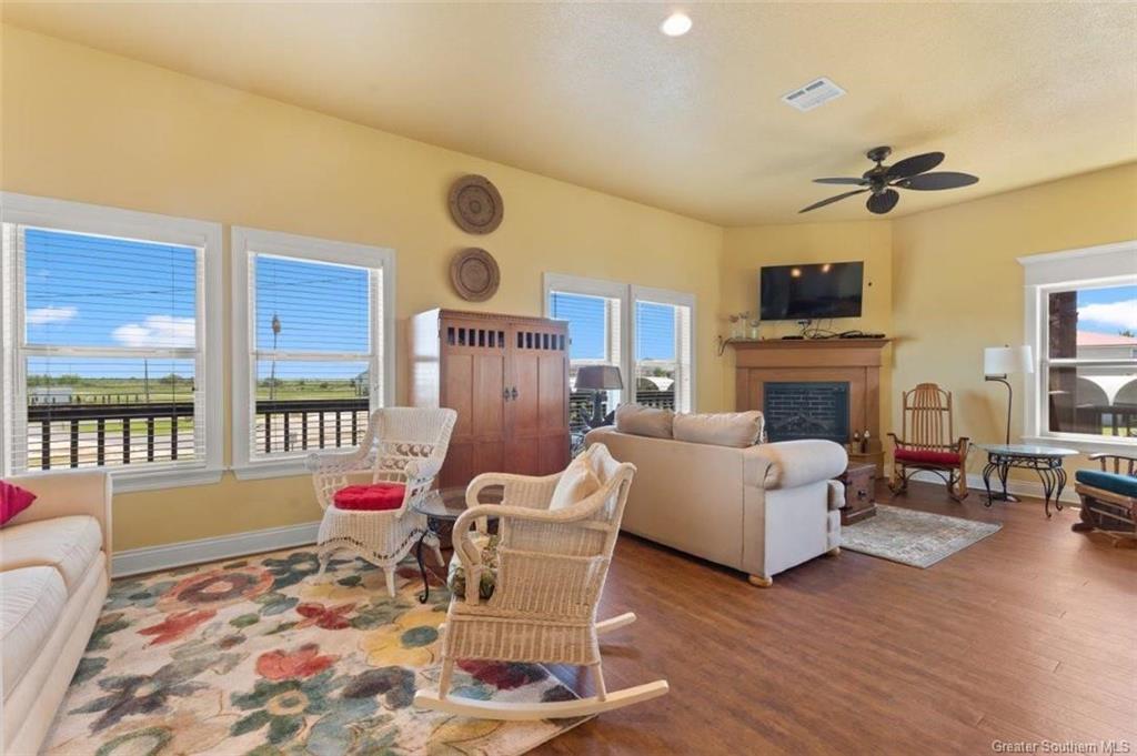 326 Bank Street Lake Charles, LA 70607 - Photo 5 of 32 Gallery Image 5