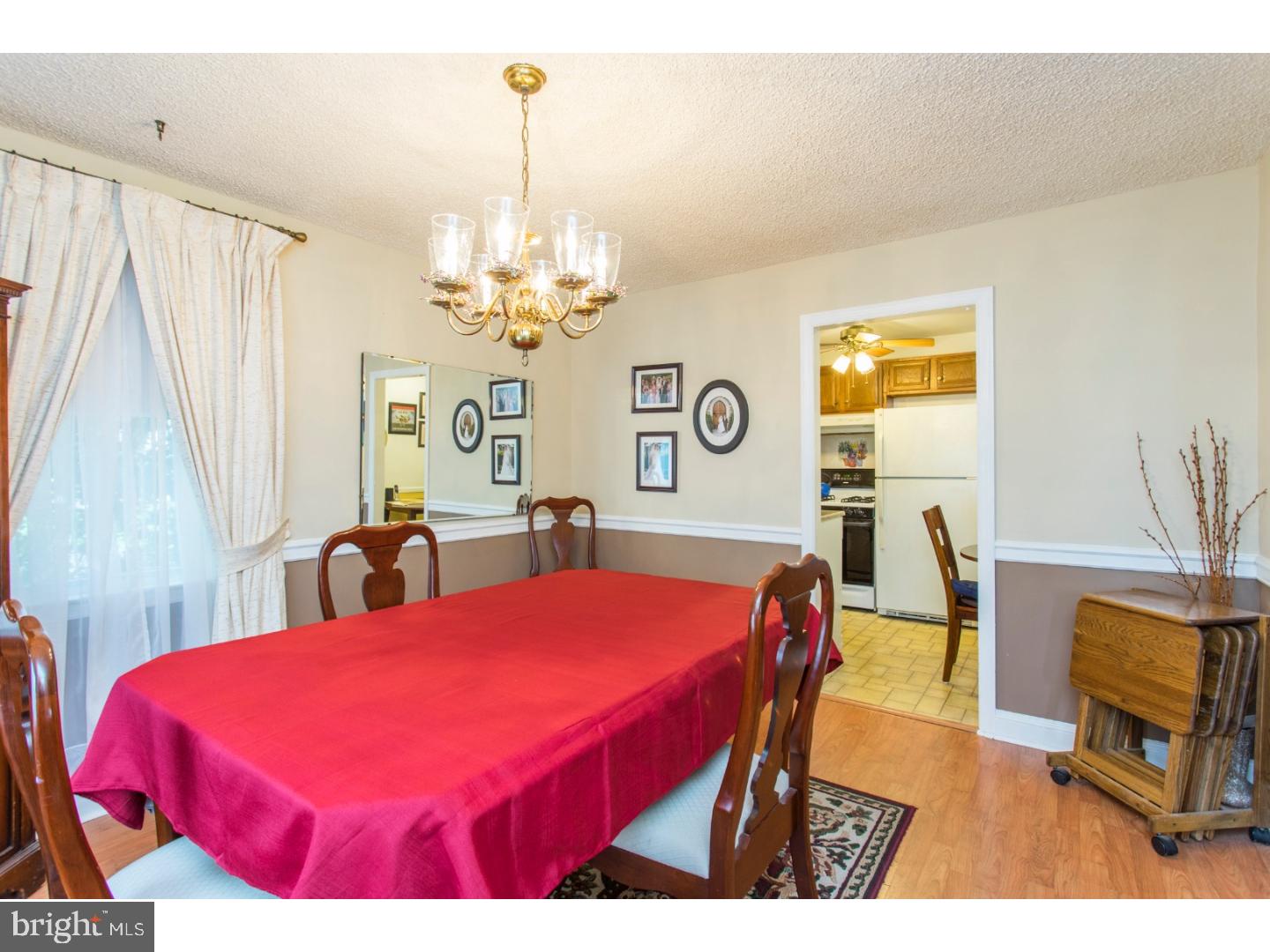 500 Springview Lane Springfield, PA 19064 - Photo 4 of 23 Gallery Image 4