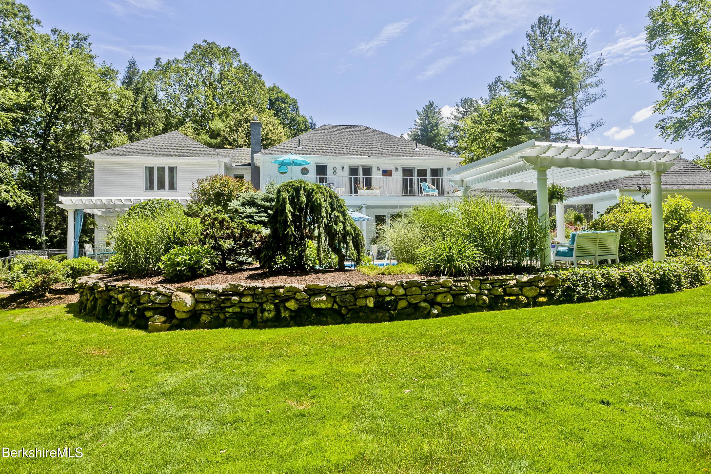 183 Loomis Ridge Road Westfield, MA 01085 - Photo 38 of 39 a front view of a house with a garden
