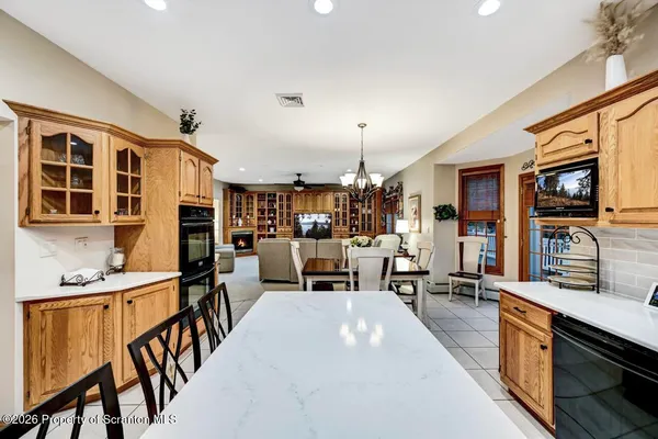 $749,000 | 502 Park Lane, Moscow, PA 18444