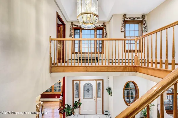 $749,000 | 502 Park Lane, Moscow, PA 18444