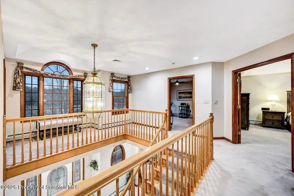 $749,000 | 502 Park Lane, Moscow, PA 18444