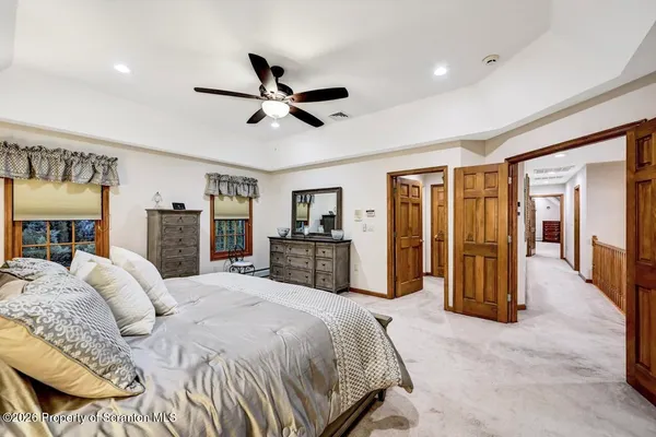 $749,000 | 502 Park Lane, Moscow, PA 18444