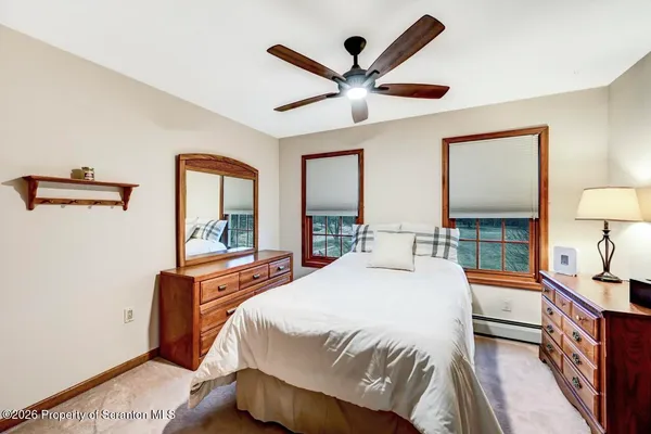 $749,000 | 502 Park Lane, Moscow, PA 18444