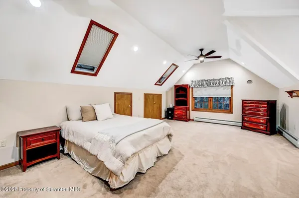 $749,000 | 502 Park Lane, Moscow, PA 18444