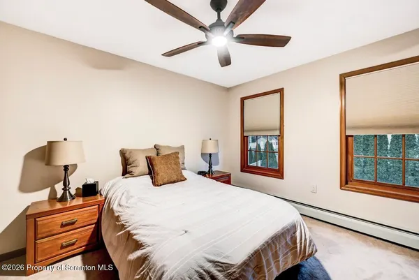 $749,000 | 502 Park Lane, Moscow, PA 18444