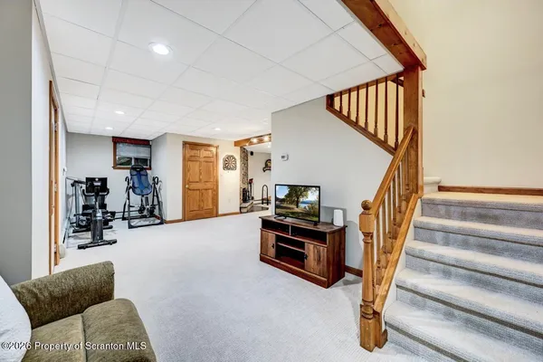 $749,000 | 502 Park Lane, Moscow, PA 18444