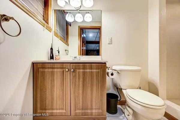 $749,000 | 502 Park Lane, Moscow, PA 18444