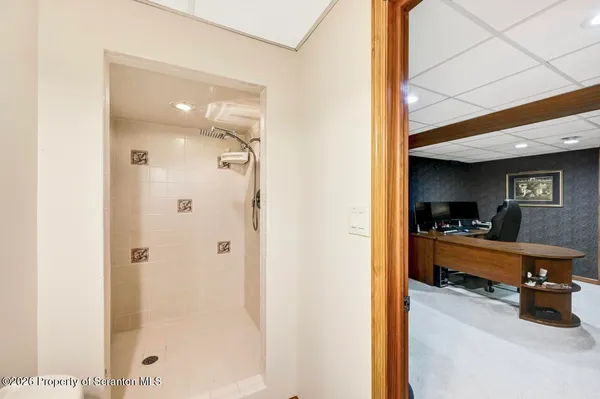 $749,000 | 502 Park Lane, Moscow, PA 18444