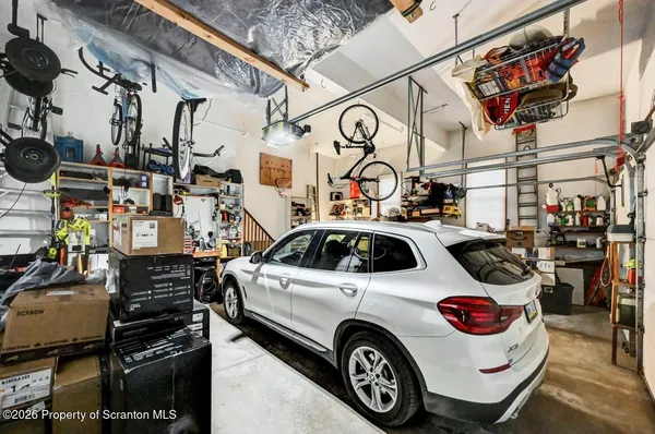 $749,000 | 502 Park Lane, Moscow, PA 18444