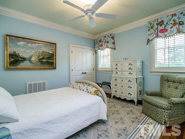 3430 Redbud Lane Raleigh, NC 27607 - Photo 21 of 29