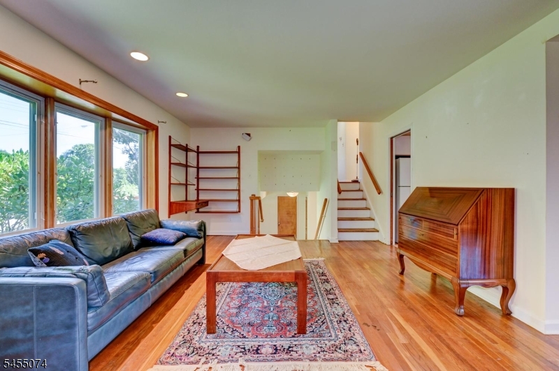 224 Crown Road Boonton, NJ 07005 - Photo 5 of 36 Gallery Image 5