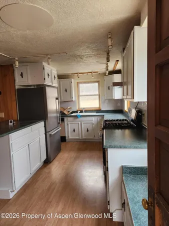 $4,500 | 4913 Highway 82, Glenwood Springs, CO 81601