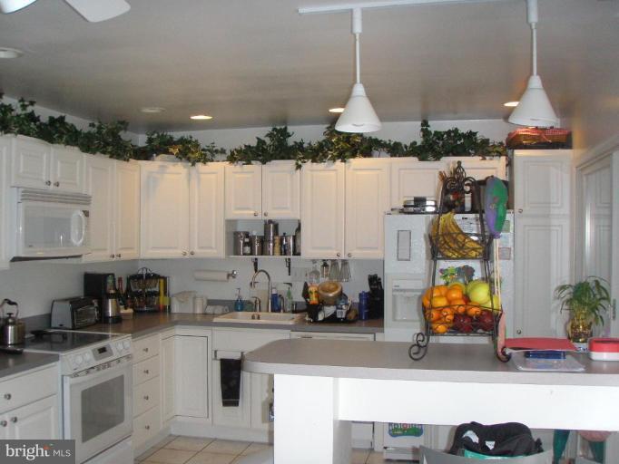 4208 Necker Avenue Nottingham, MD 21236 - Photo 2 of 17 Kitchen