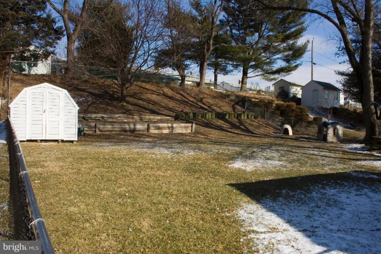 4208 Necker Avenue Nottingham, MD 21236 - Photo 16 of 17 Back yard