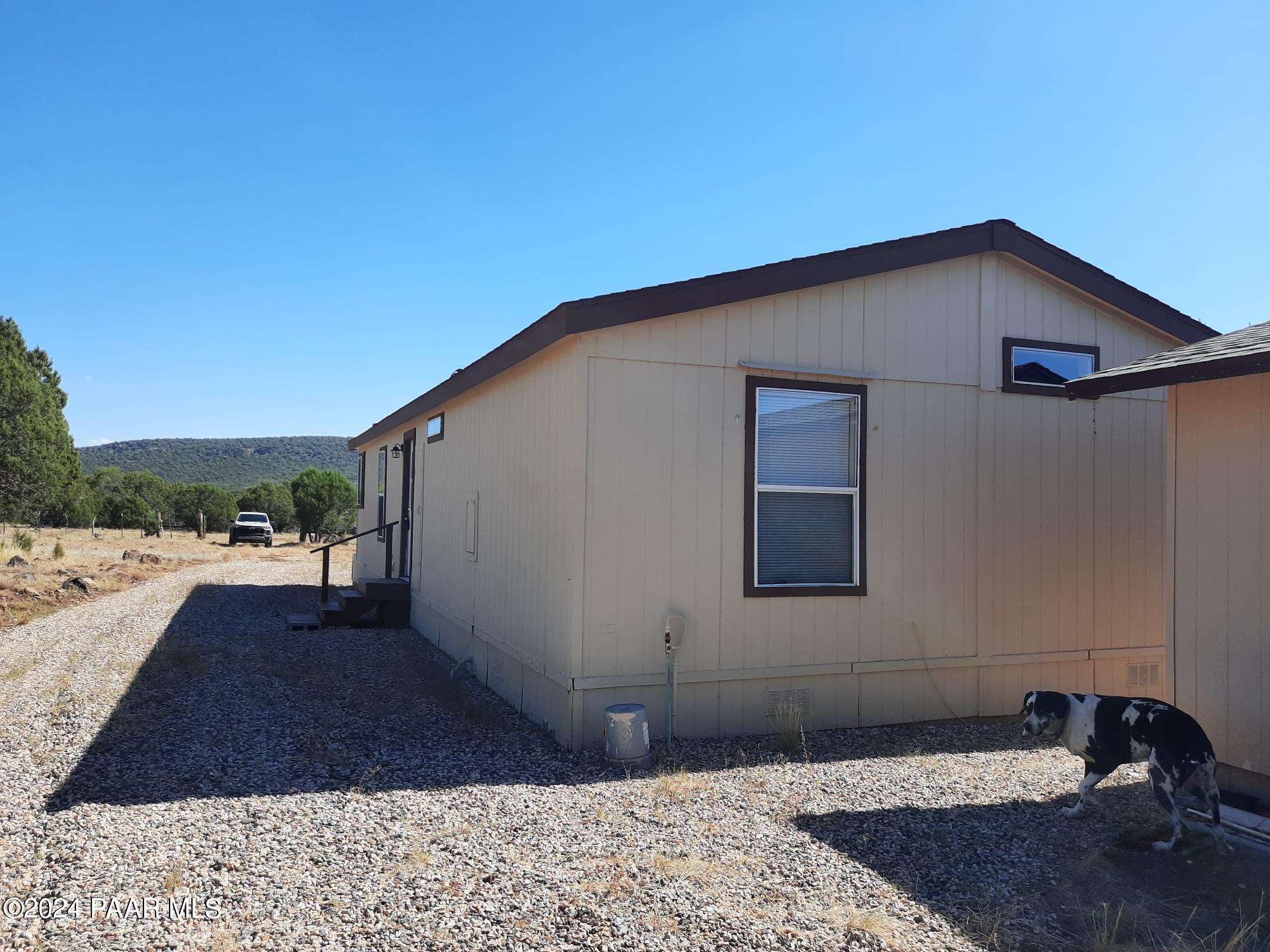 33455 West Craig Road Seligman, AZ 86337 - Photo 9 of 41 20241010_112800
