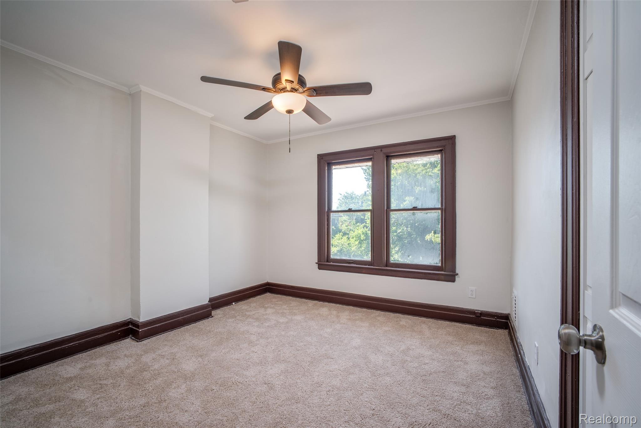 708 Webb Street Detroit, MI 48202 - Photo 17 of 32 17.jpg
