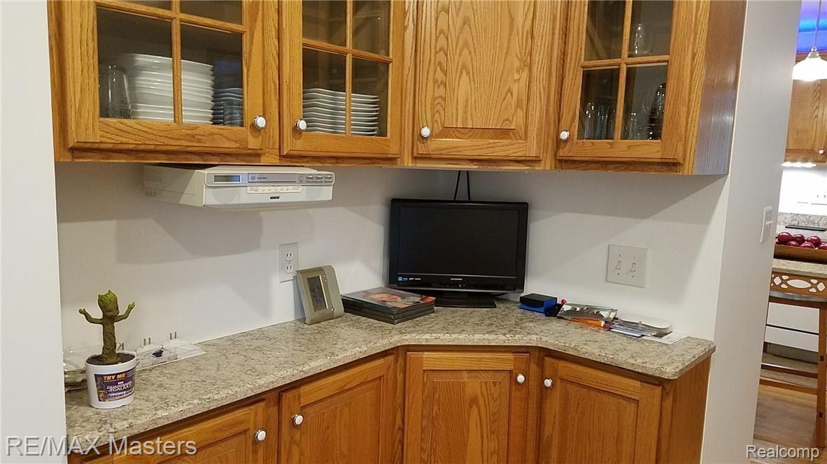 13285 Rosedale Boulevard Carleton, MI 48117 - Photo 10 of 60 20170804_095118.jpg